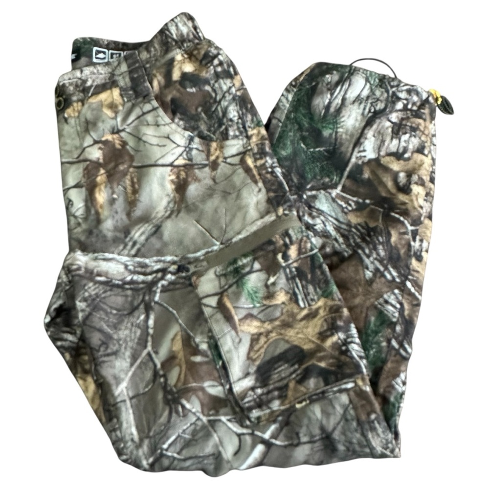 Realtree Men’s Small 28x30 Camo Hunting Cargo Pants – Windproof, Water Resistant - Picture 1 of 5
